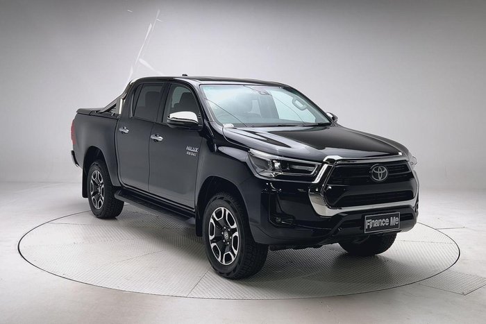 2022 Toyota Hilux SR5