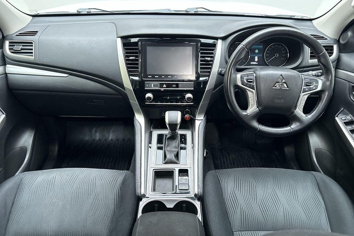 2021 Mitsubishi Pajero Sport GLS