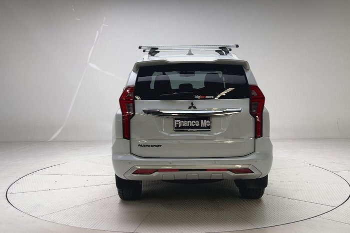 2021 Mitsubishi Pajero Sport GLS