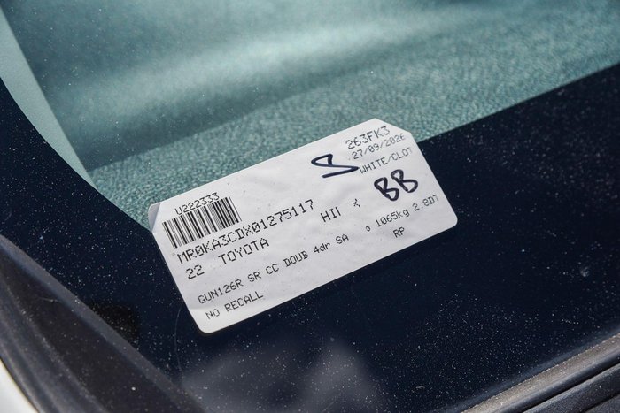 2022 Toyota Hilux SR