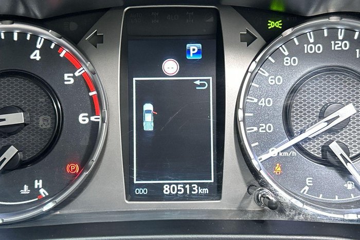 2022 Toyota Hilux SR