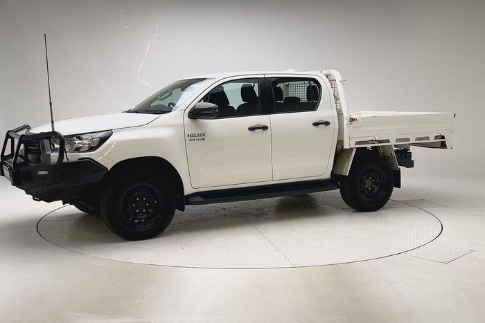 2022 Toyota Hilux SR