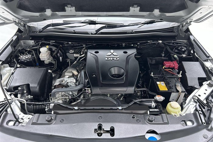 2023 Mitsubishi Triton GLS