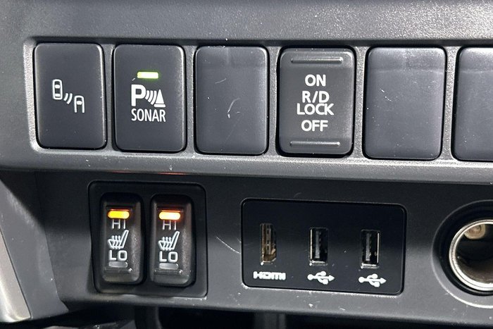 2023 Mitsubishi Triton GLS