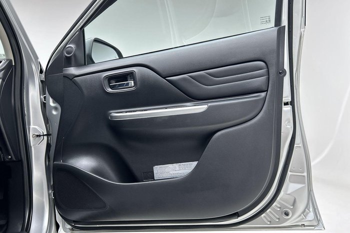 2023 Mitsubishi Triton GLS