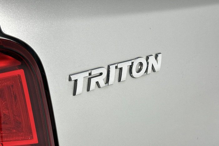 2023 Mitsubishi Triton GLS