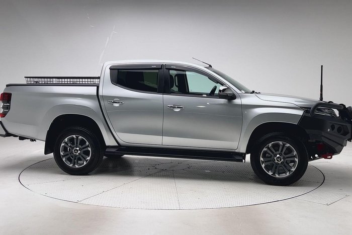 2023 Mitsubishi Triton GLS