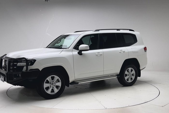 2023 Toyota Landcruiser GXL
