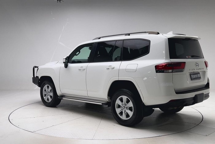 2023 Toyota Landcruiser GXL