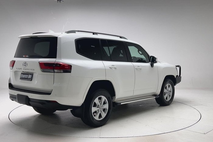 2023 Toyota Landcruiser GXL