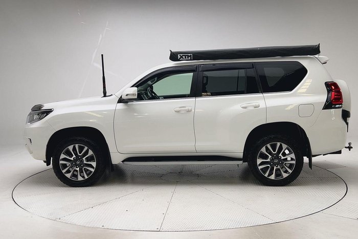 2022 Toyota Landcruiser Prado VX