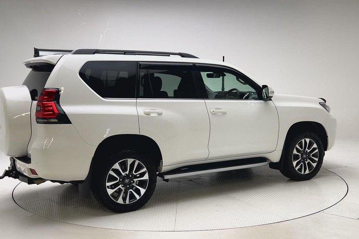 2022 Toyota Landcruiser Prado VX