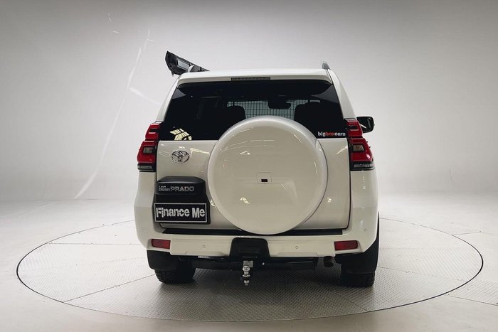 2022 Toyota Landcruiser Prado VX