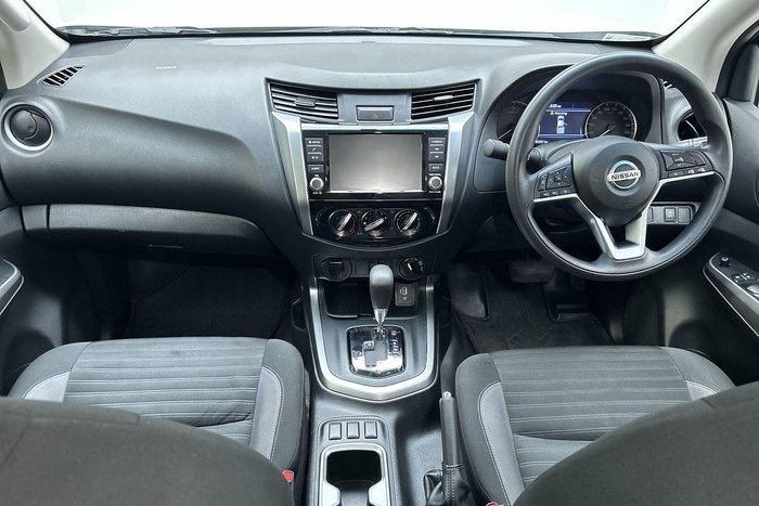 2021 Nissan Navara SL