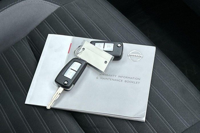 2021 Nissan Navara SL