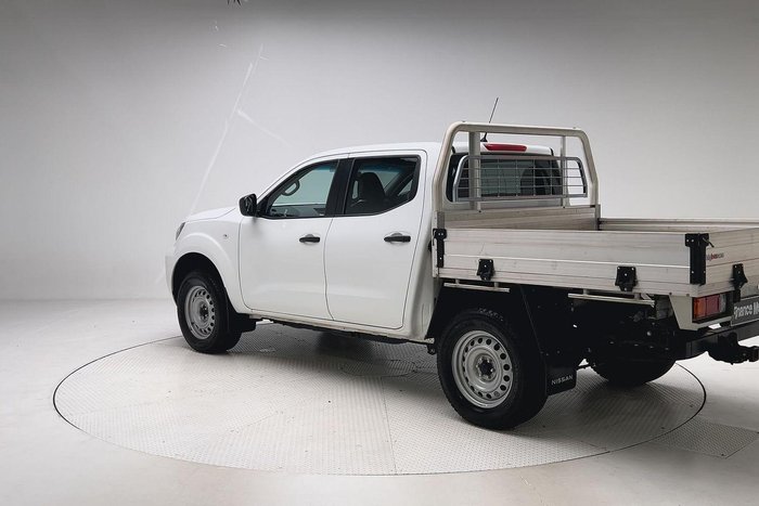 2021 Nissan Navara SL