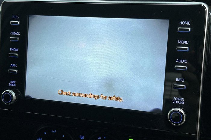 2022 Toyota Hilux SR