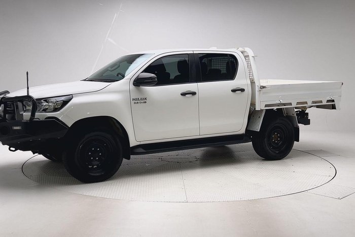 2022 Toyota Hilux SR