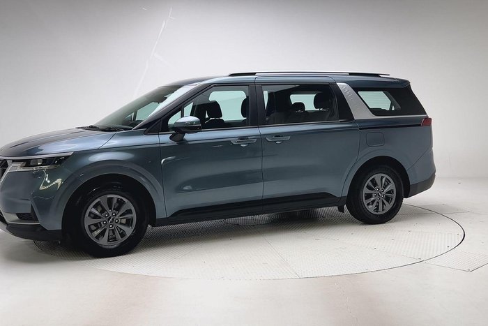 2023 Kia Carnival S