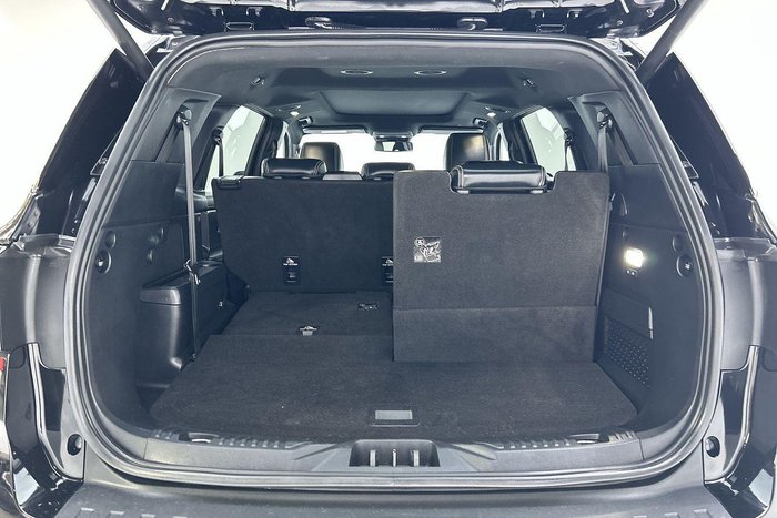 2024 Ford Everest Platinum