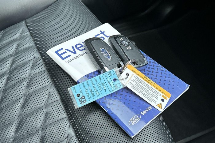 2024 Ford Everest Platinum