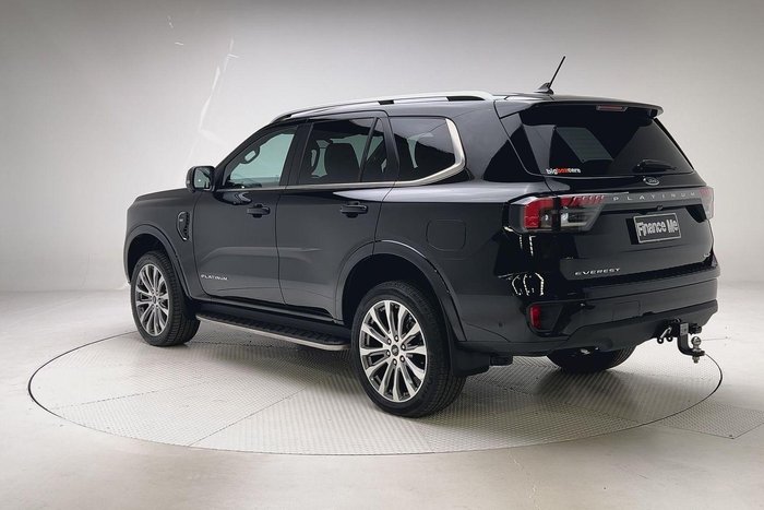 2024 Ford Everest Platinum
