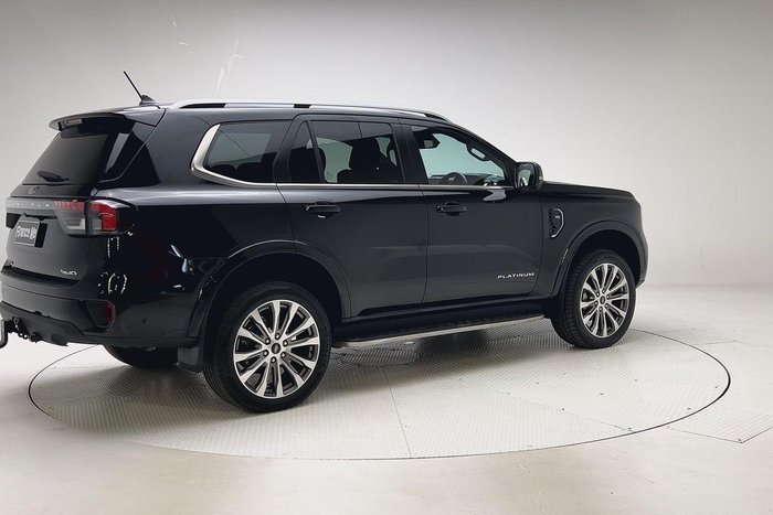 2024 Ford Everest Platinum