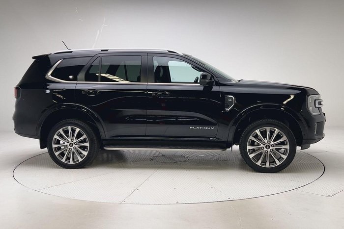 2024 Ford Everest Platinum