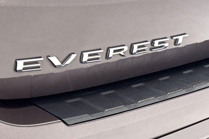 2024 Ford Everest Platinum