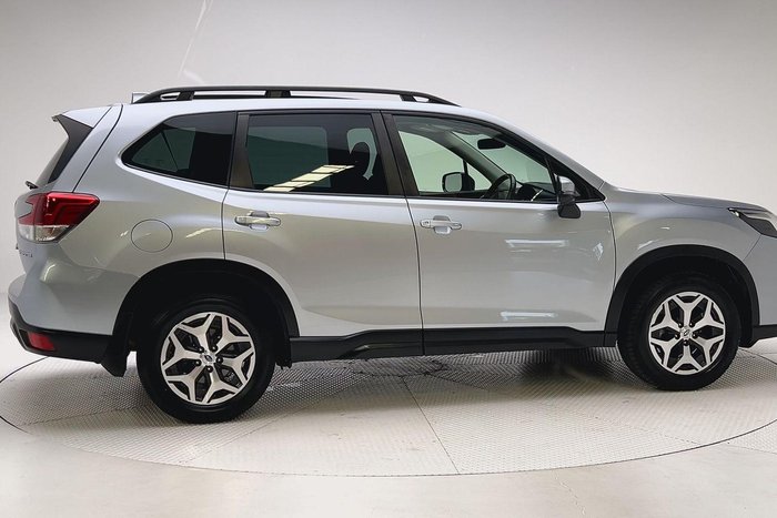 2023 Subaru Forester 2.5i