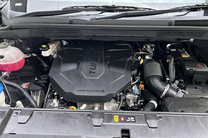2023 Kia Carnival S