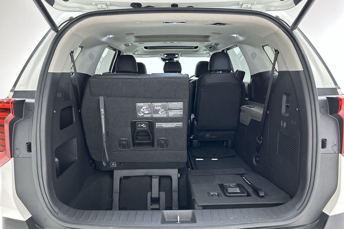 2024 Kia Carnival GT-Line HEV