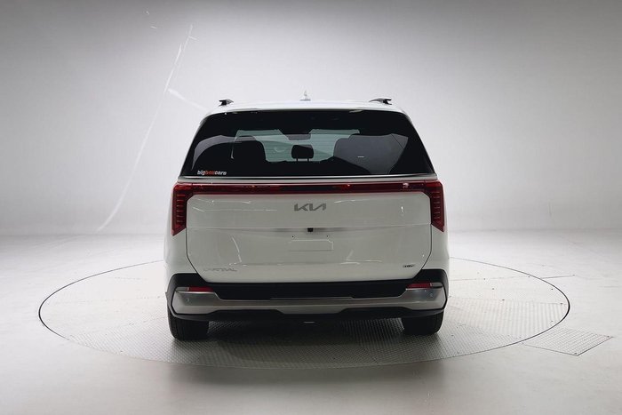 2024 Kia Carnival GT-Line HEV