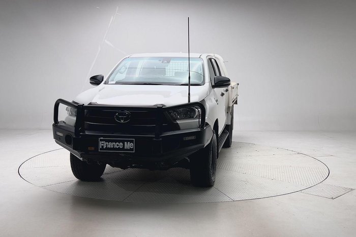 2022 Toyota Hilux SR