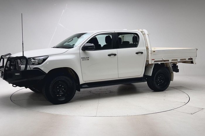 2022 Toyota Hilux SR