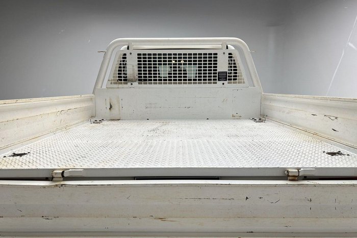 2022 Toyota Hilux SR