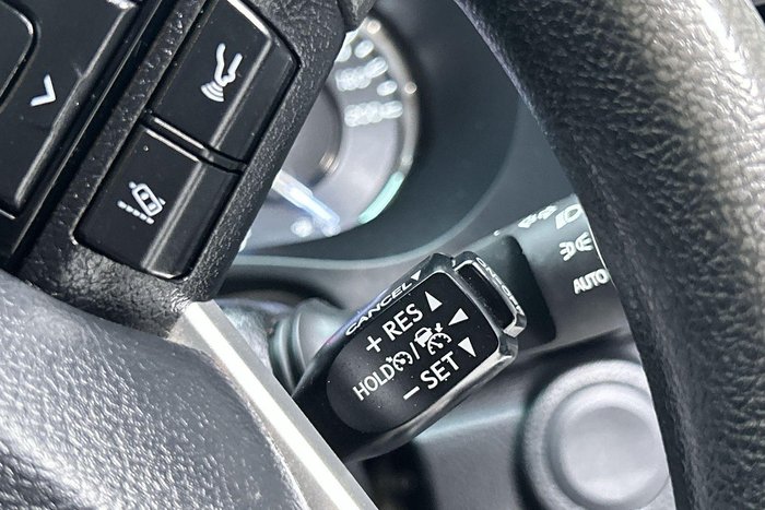 2022 Toyota Hilux SR