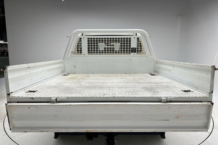 2022 Toyota Hilux SR