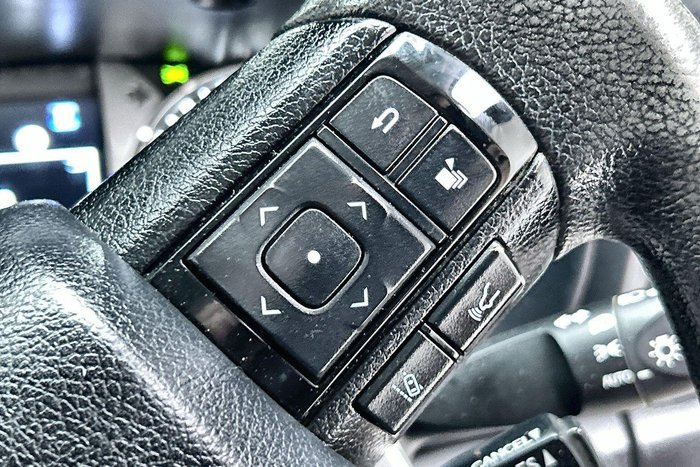 2022 Toyota Hilux SR