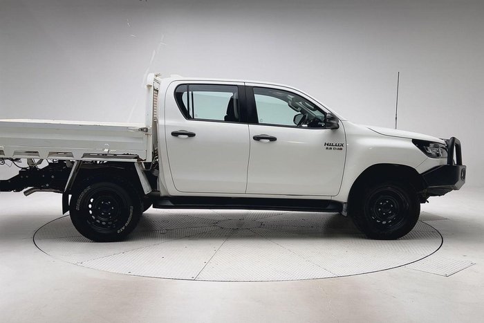 2022 Toyota Hilux SR
