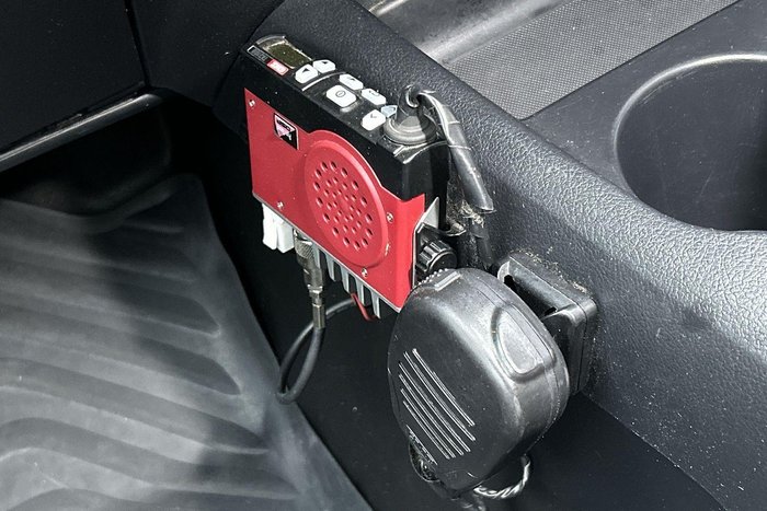 2022 Toyota Hilux SR