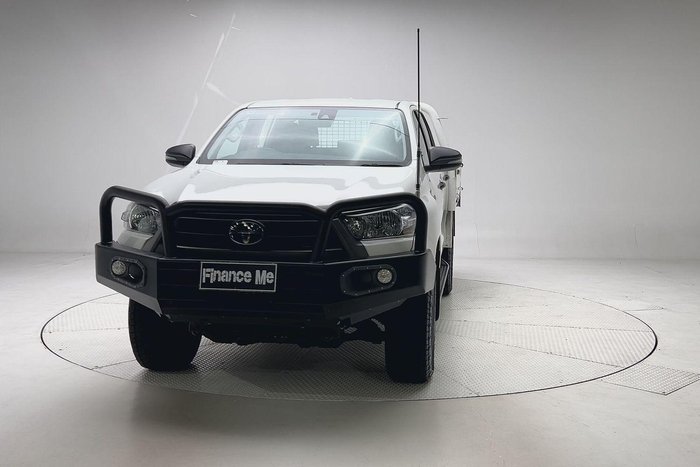 2022 Toyota Hilux SR