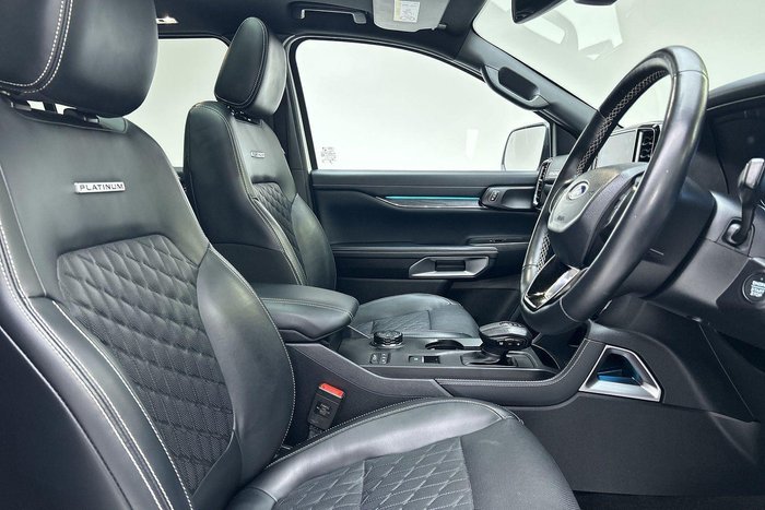 2024 Ford Everest Platinum