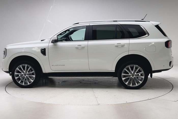 2024 Ford Everest Platinum