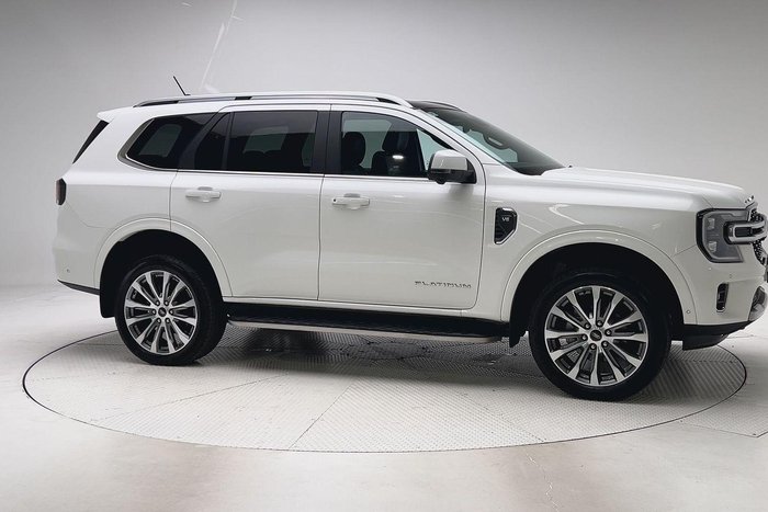 2024 Ford Everest Platinum