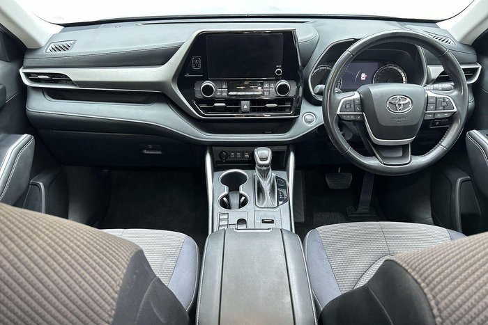 2023 Toyota Kluger GX