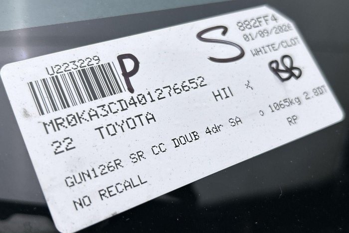 2022 Toyota Hilux SR