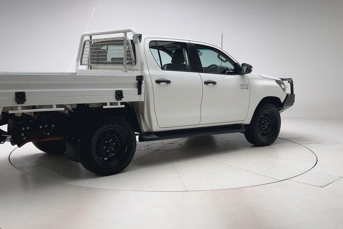 2022 Toyota Hilux SR