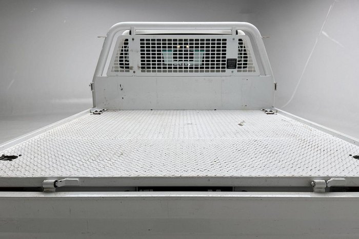 2022 Toyota Hilux SR