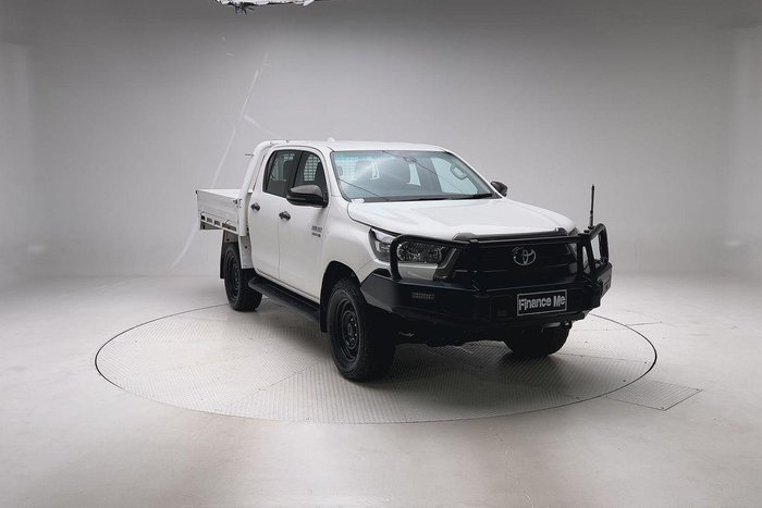 2022 Toyota Hilux SR
